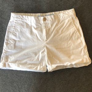Gap white shorts Size 2